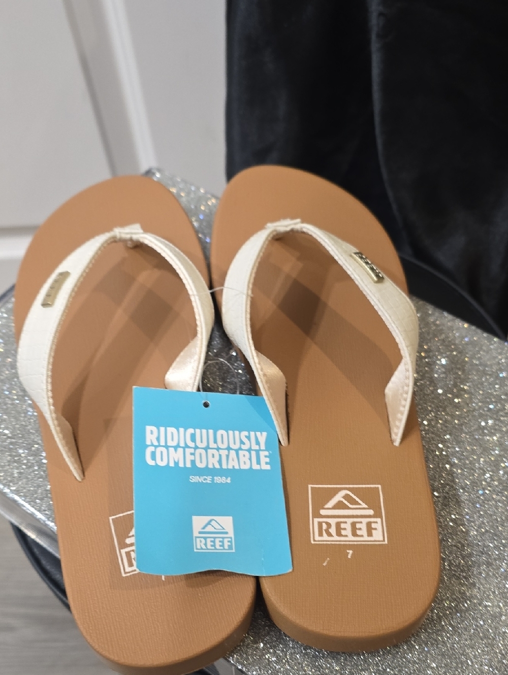 Reef Mia Sassy Flip-Flop Sandals- Vintage Croc - Picture 8 of 8
